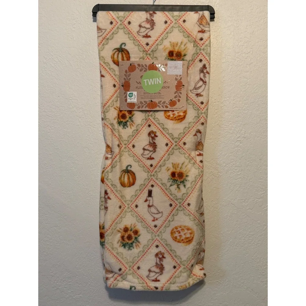 Harvest Goose RJ 1916 Plush Throw Blanket Fall Pumpkin Sunflower Twin 50x60